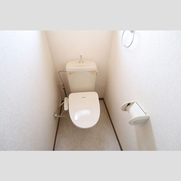 トイレ (温水洗浄暖房便座)