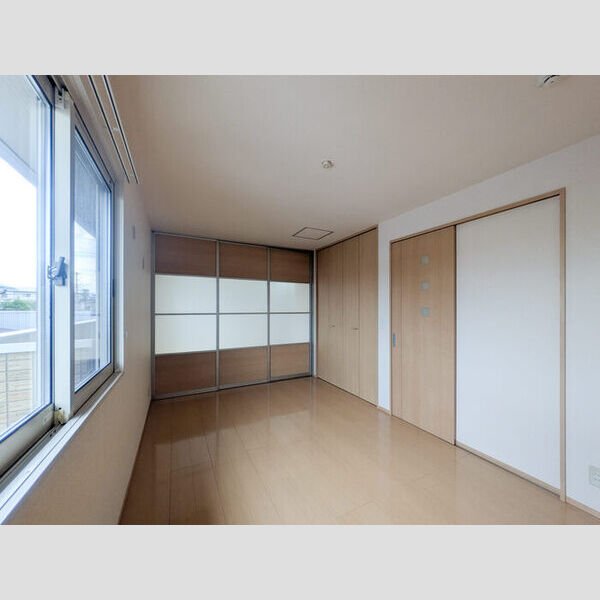 その他 (洋室)