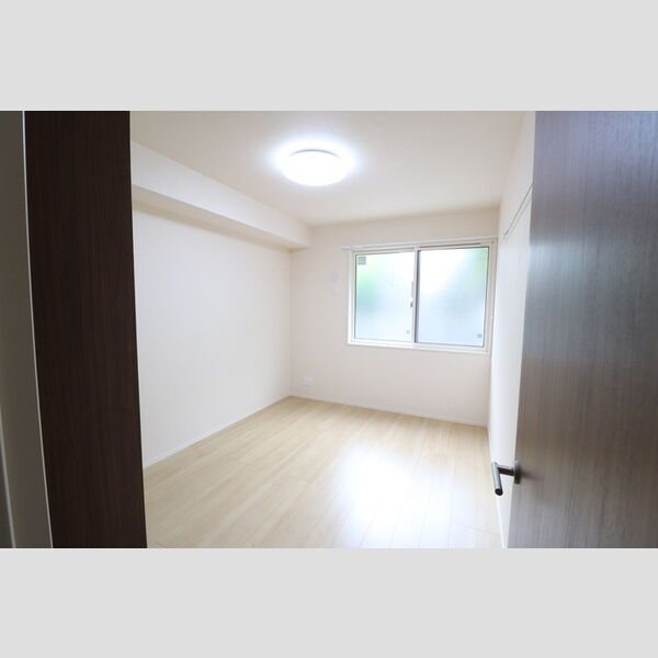 その他 (洋室6帖)