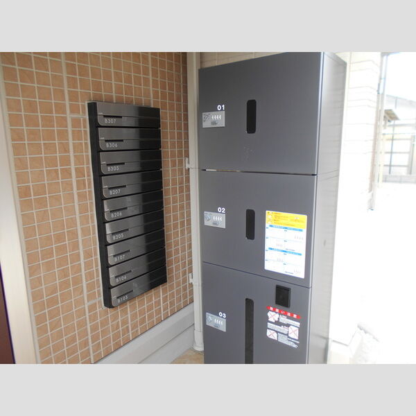 現地周辺 (宅配ボックス)