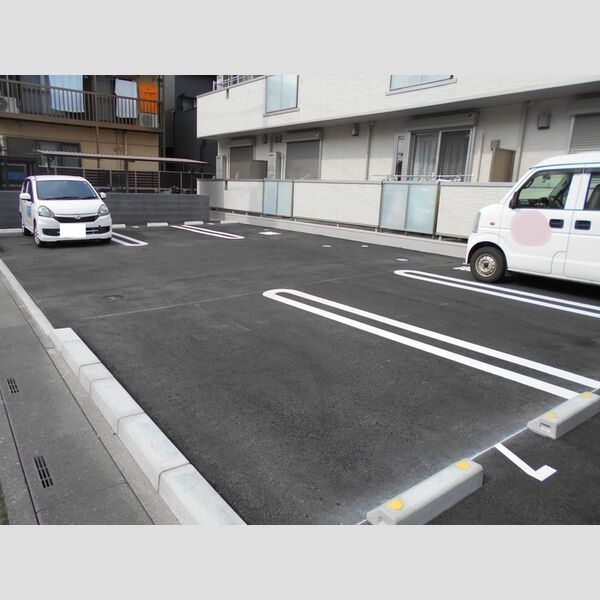 駐車場 (駐車場)