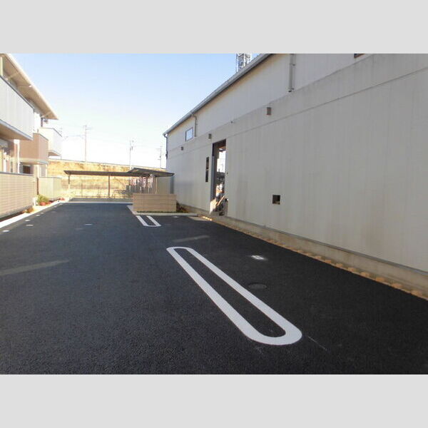 駐車場 (駐車場)