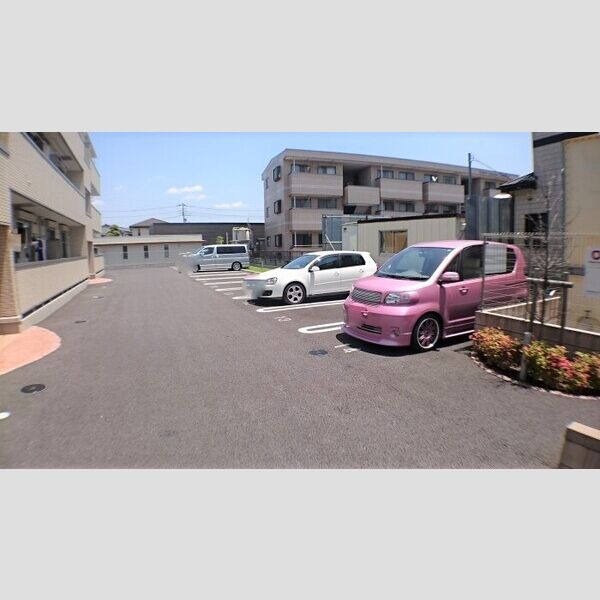 駐車場 (駐車場)