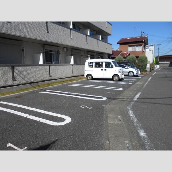 駐車場 (駐車場)