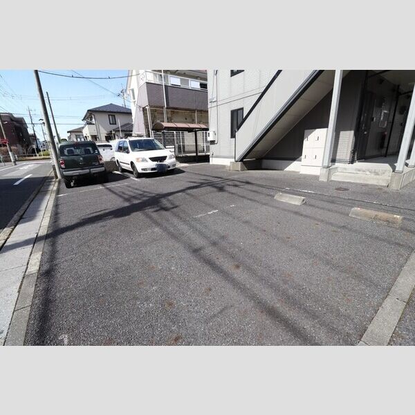 駐車場 (駐車場)