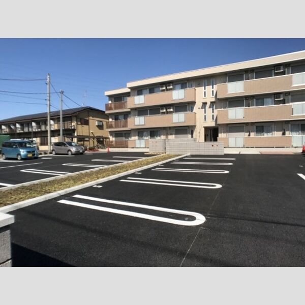 駐車場 (駐車場)