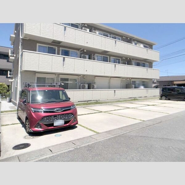 駐車場 (駐車場)