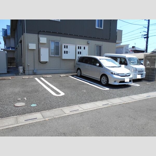 駐車場 (駐車場)