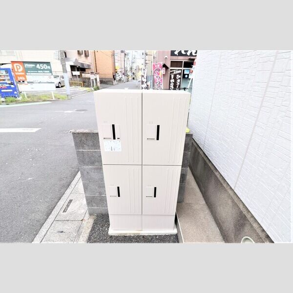 現地周辺 (宅配ボックス)