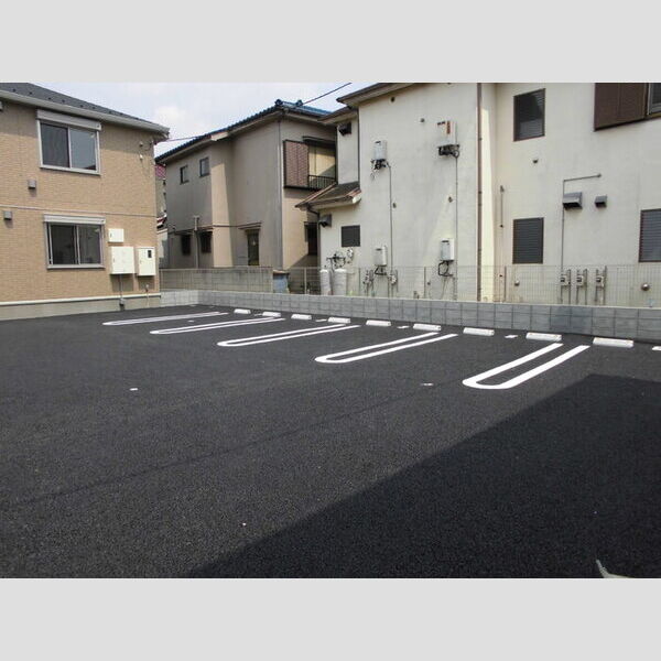 駐車場 (駐車場)