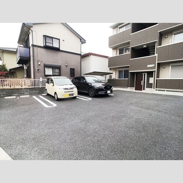 駐車場 (駐車場)
