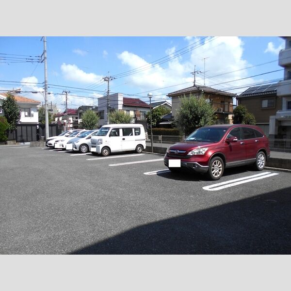 駐車場 (駐車場)