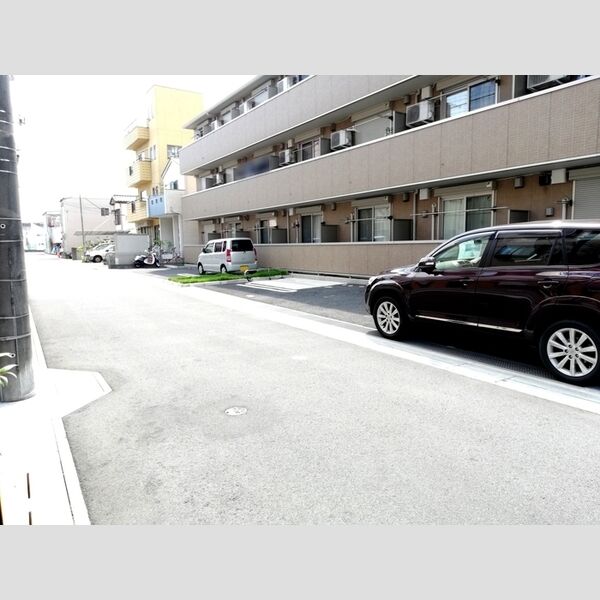 駐車場 (駐車場)