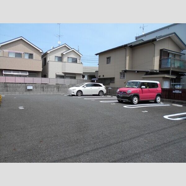 駐車場 (駐車場)