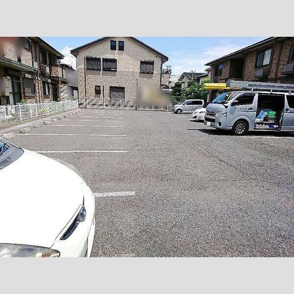 駐車場 (駐車場)