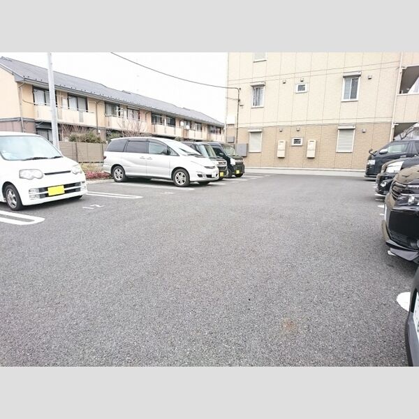 駐車場 (駐車場)