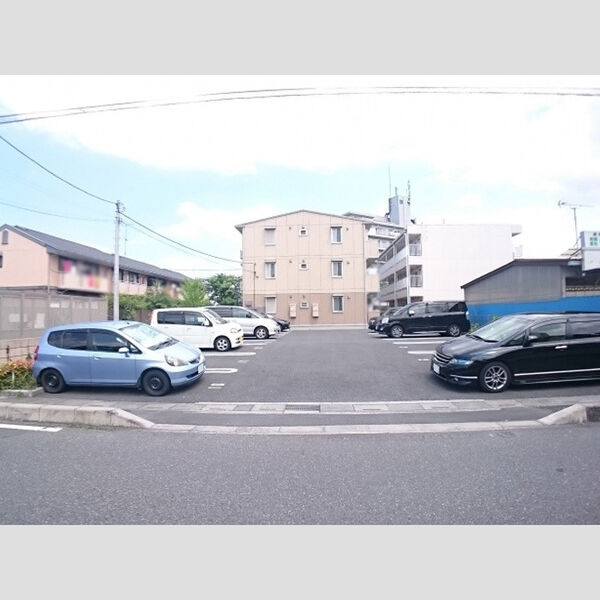 駐車場 (駐車場)