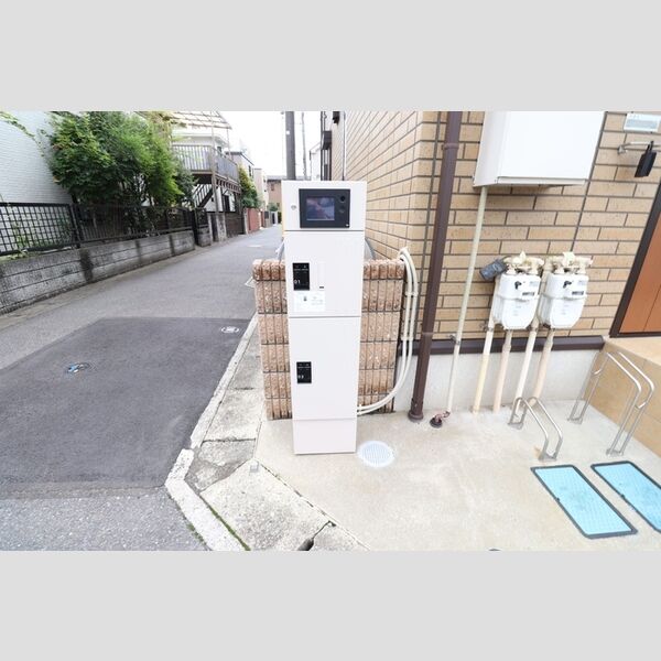 現地周辺 (宅配ボックス)