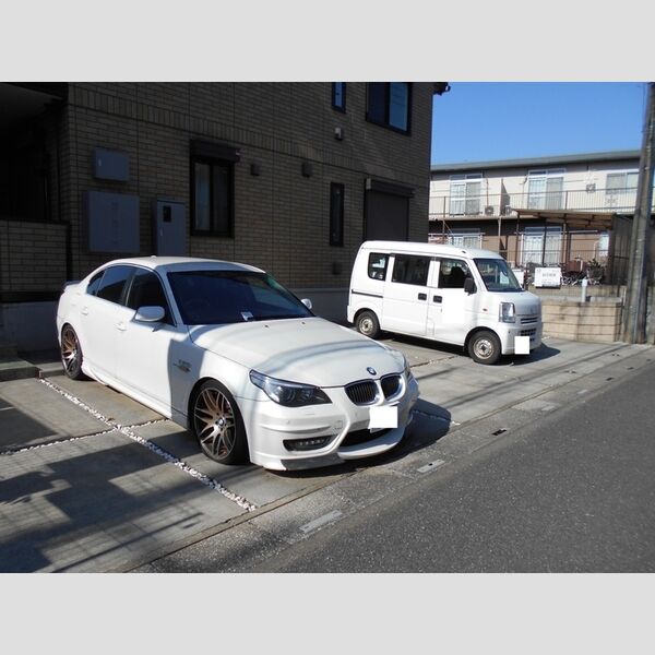 駐車場 (駐車場)