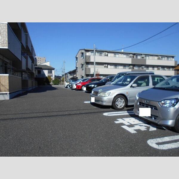 駐車場 (駐車場)