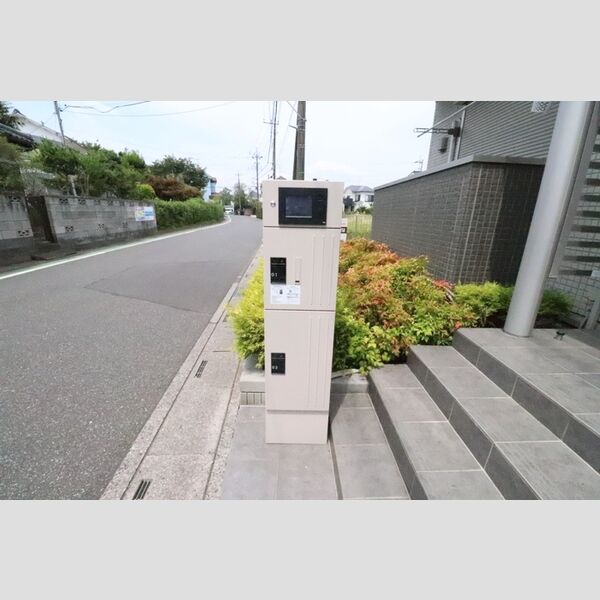 現地周辺 (宅配ボックス)