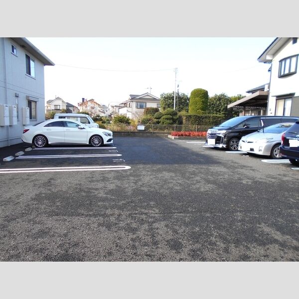 駐車場 (駐車場)
