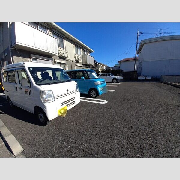 駐車場 (駐車場)
