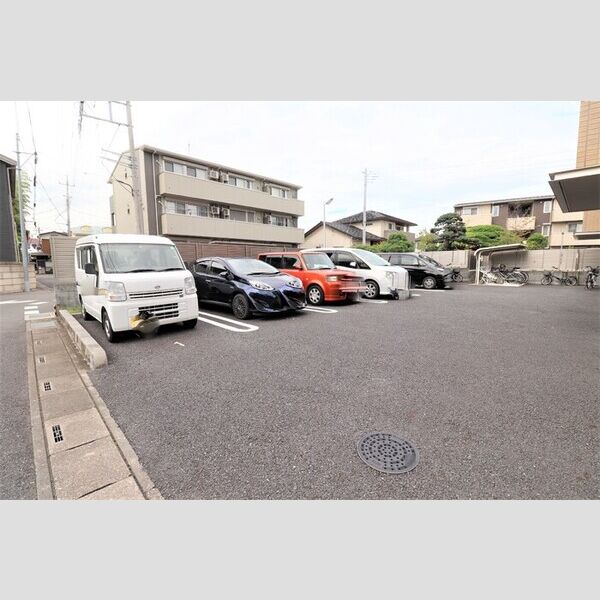 駐車場 (駐車場)