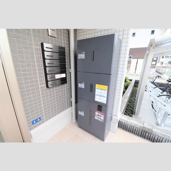 現地周辺 (宅配ボックス)