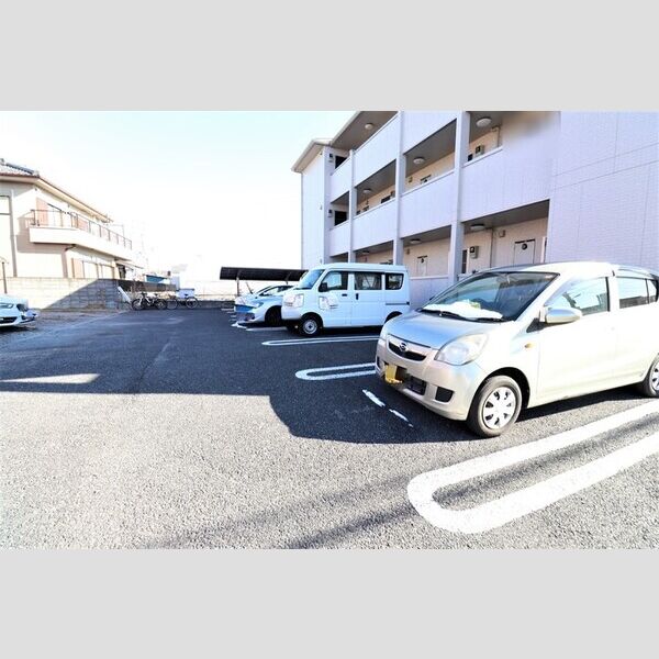 駐車場 (駐車場)