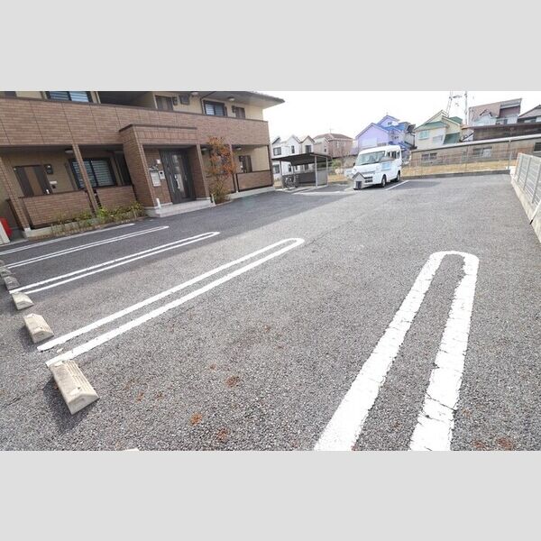 駐車場 (駐車場)