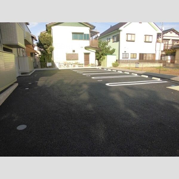 駐車場 (駐車場)