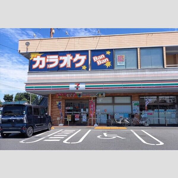 現地周辺 (セブンイレブン　東越谷3丁目店まで　504m)