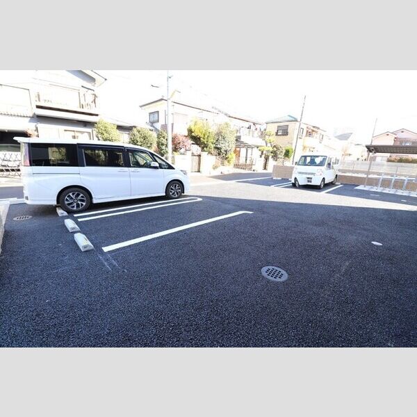 駐車場 (駐車場)