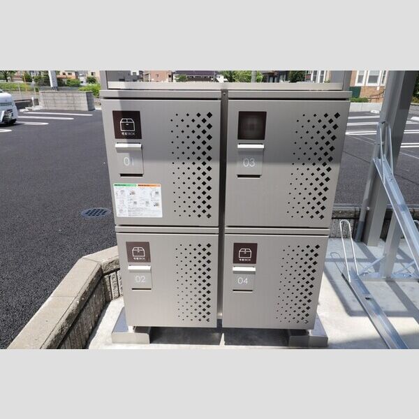 現地周辺 (宅配ボックス)