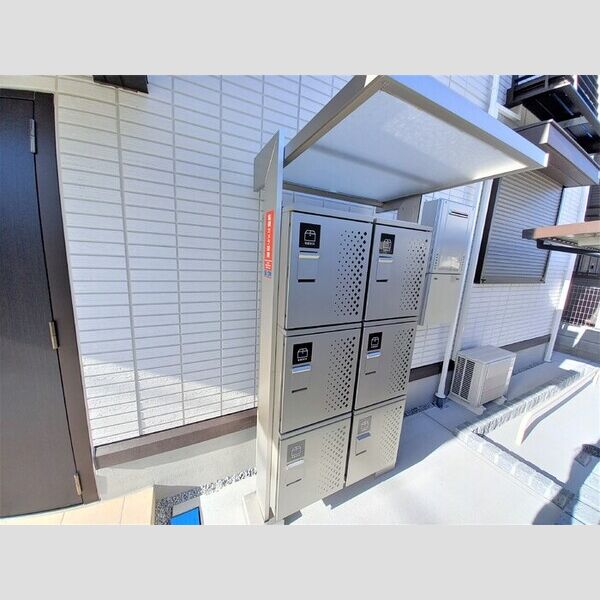 現地周辺 (宅配ボックス)