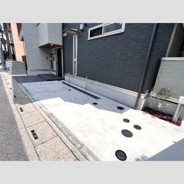 駐車場 (駐車場)