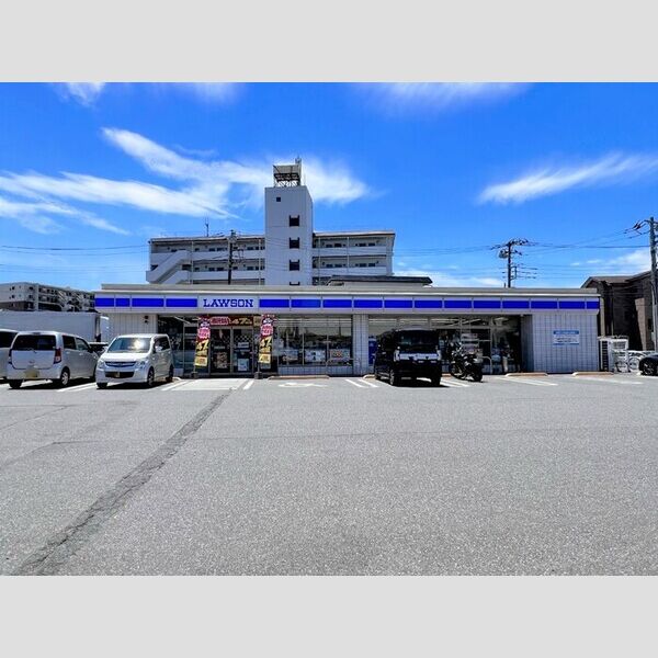 現地周辺 (ローソン草加谷塚仲町店 493m)