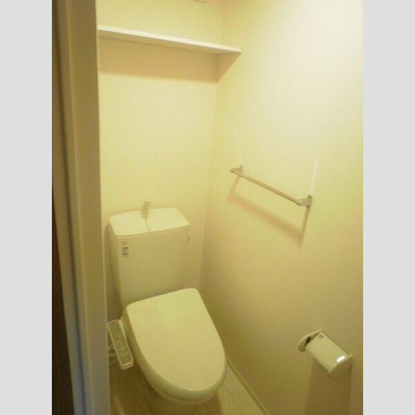 トイレ (温水洗浄暖房便座)
