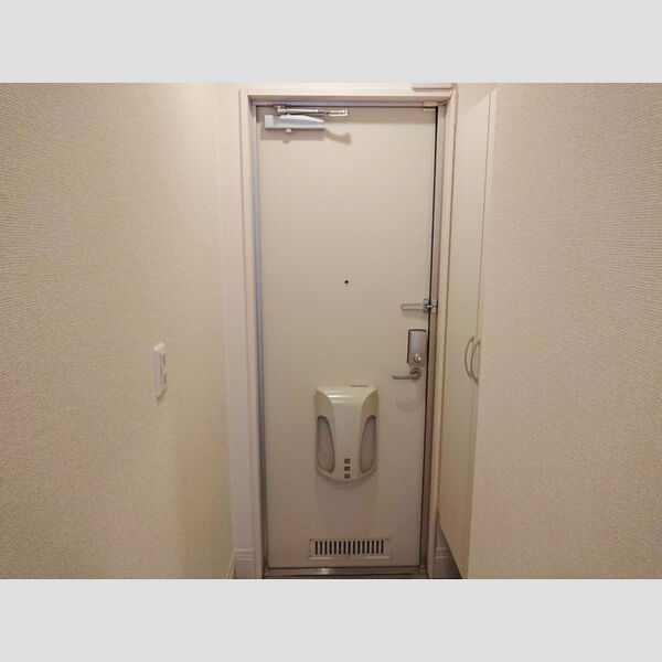 玄関 (玄関)