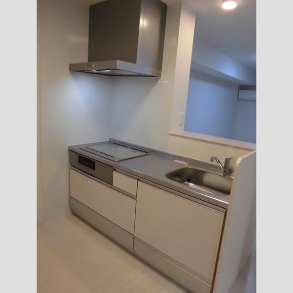 キッチン (システムキッチン(3口、グリル付き))