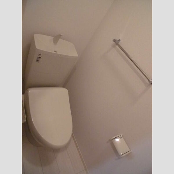 トイレ (温水洗浄暖房便座)