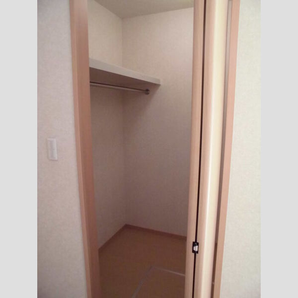 収納 (クローゼット)