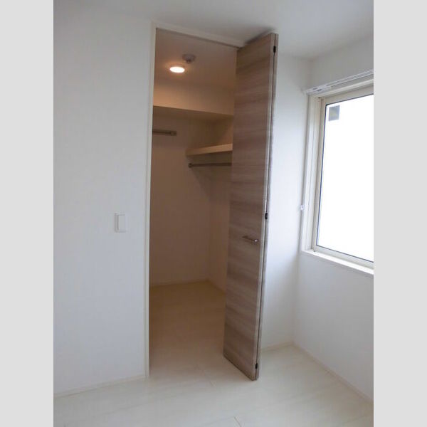 収納 (ウォークインクローゼット)