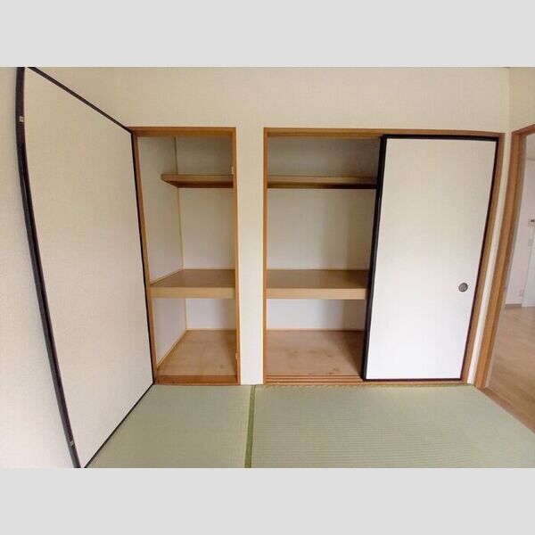 収納 (物入・押入)