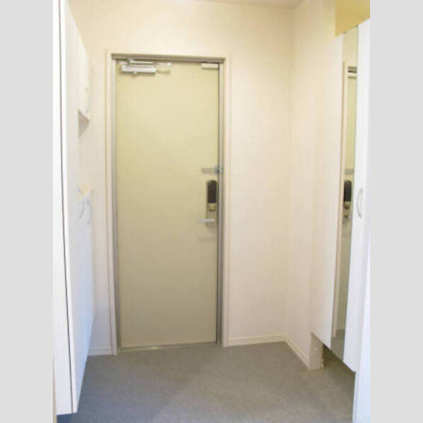 玄関 (大型玄関)