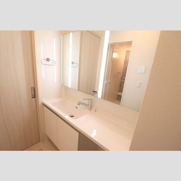 洗面所 (洗髪洗面化粧台)