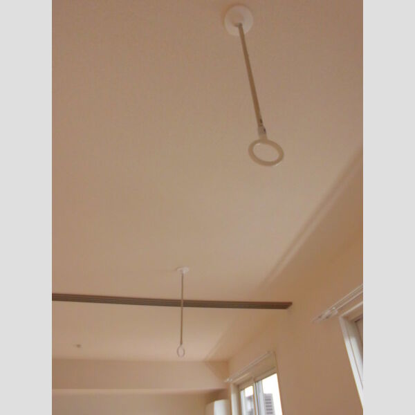 その他設備 (室内物干し)