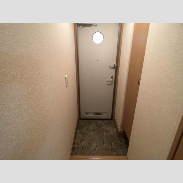 玄関 (玄関)