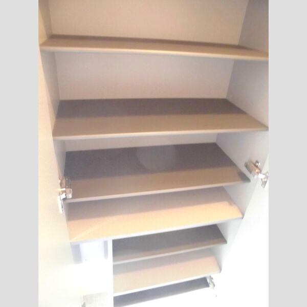 玄関 (シューズボックス)